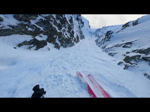 Skiing The Monster Couloir (Uncut)
