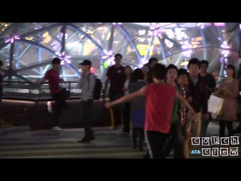 130930 Hello Venus - Nara & Lime Waving @ Gangnam M Stage Film Festival