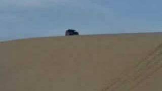 preview picture of video 'nossos zukis nas dunas da Prainha'