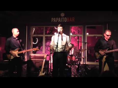 PapaBlues - Black Cat Bone