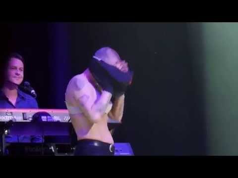 Thumbnail for Sinead O'Connor supports Palestine on stage by Sinead