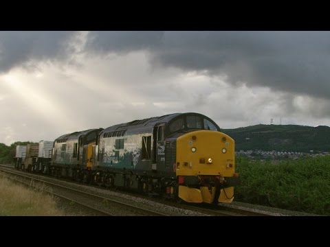 Prestatyn 13.7.2016 -  DRS 37716 & 37609 on Valley flasks - Class 37