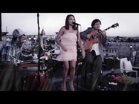 Diana Pirags   Listja Zheltije 'Lapas Dzeltenas'