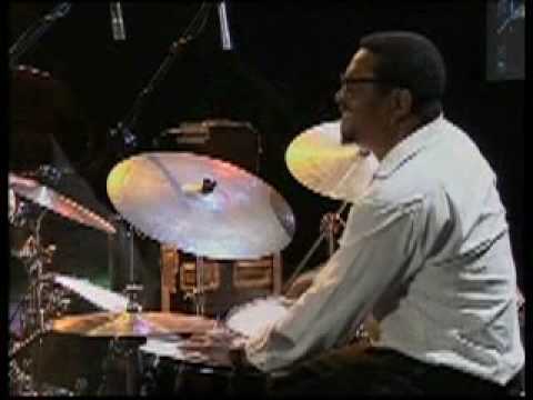 download lagu mp3 mp4 Julian Vaughn Drummer, download lagu Julian Vaughn Drummer gratis, unduh video klip Julian Vaughn Drummer