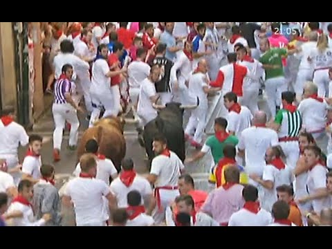 Peligroso encierro en la segunda jornada de los Sanfermines 2016