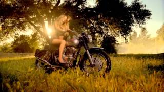 Mariah Carey feat. Miguel - Beautiful [Official Video]