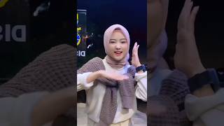 Download lagu || CEWEK CANTIK GOYANG PARGOY BIKIN KITA IKUT GOYANG 😱😱 #viral #story #shortvideo #trending #djremix mp3