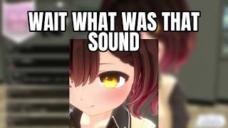 VTuber Panics When a Sudden Loud Alarm Blasts Through Her Speakers | Roboco