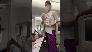 Download lagu Tension on the Plane & Uncle Coki's Wise Words #shorts #cokipardede mp3