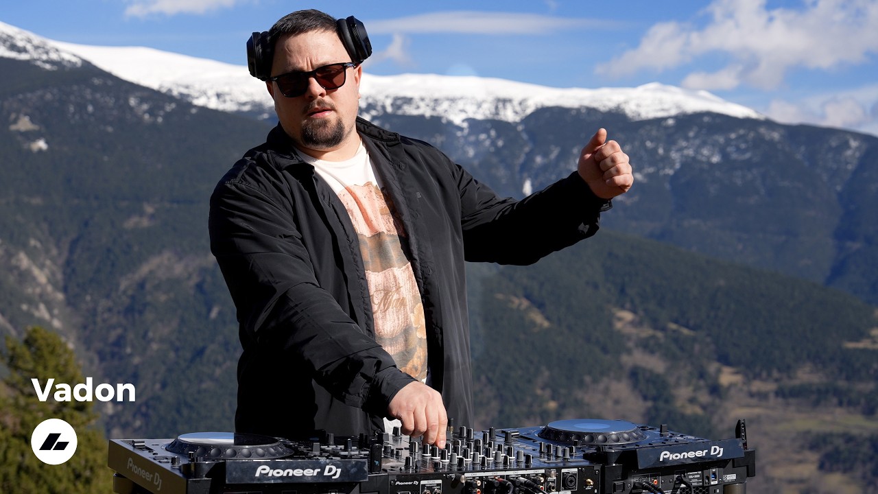 Vadon - Live @ Radio Intense Fontalba, Spain / Melodic Techno DJ Mix 2026