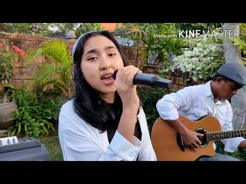 Bohemian Rhapsodi - Cover by Ayu Rista - Sangsit - Studio 8 Singaraja