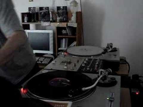 DJ Snuff  The Ablist 2004 DMC routine