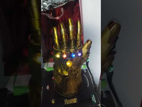 Thanos Infinity Gauntlet (LowkyStar)