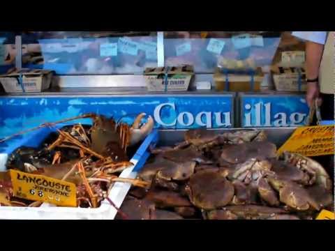 Bretagne Crozon: Meeresfrüchte auf einem Wochenmarkt