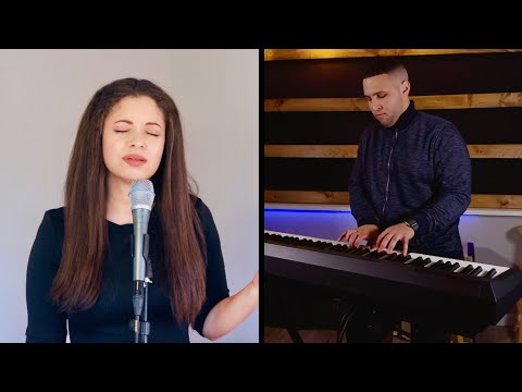 Kairy Marquez - Magnificat (Voz y Piano) | Música Católica