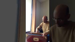 Chura ke dil mera  {Main Khiladi tu Anari  -1994} played on solo harmonium