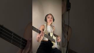 Red Hot Chili Peppers - Look Around