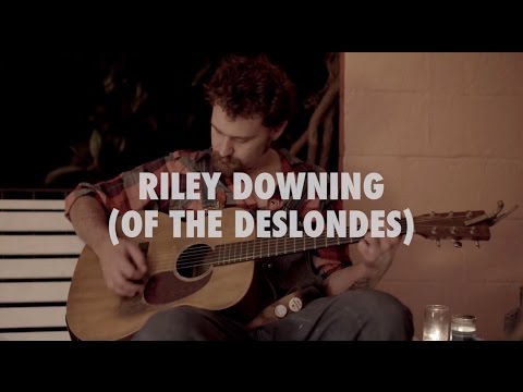 Riley Downing (of The Deslondes) - Hold On Liza | A Pink House Session