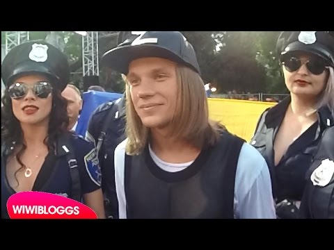 Eurovision 2015 red carpet: Eduard Romanyuta (Moldova) interview | wiwibloggs