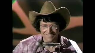 Ramblin' Jack Elliott sings "Mule Skinner Blues" (Jimmie Rodgers)