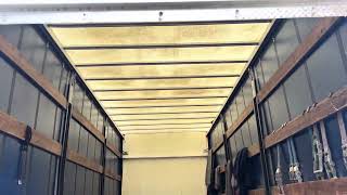 Renault MIDLUM 220-12 L E5 SCHUIFZEIL + LAADKLEP / SLAAPCABINE / AIRCO/ curtainsider truck for sale - Image 4 | Autoline MY Renault MIDLUM 220-12 L E5 SCHUIFZEIL + LAADKLEP / SLAAPCABINE / AIRCO/ curtainsider truck | Image 4 - Autoline