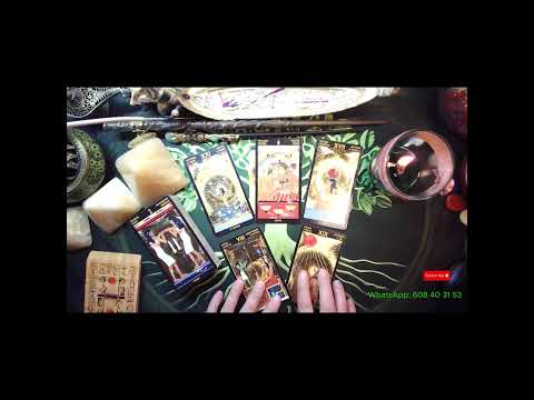 🌌 La energía cósmica te impulsa a confiar en tu visión y alcanzar nuevas metas.💕 #tarot #amor