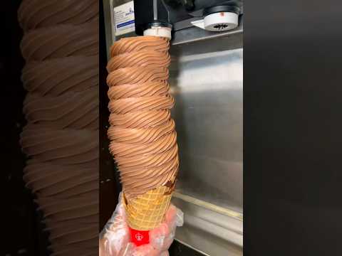 Very big Ice Cream🍦😋😋😍 #big #icecream #yummy #viral #shorts #ytshorts #yt