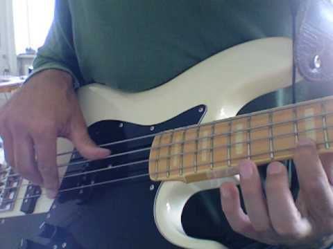 playing short (staccato) notes on bass