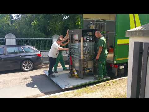 Saving a 1.4 million $ computer from beeing trashed