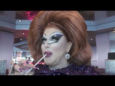 TOLLIE PARTON BY EMPERORS PALACE!