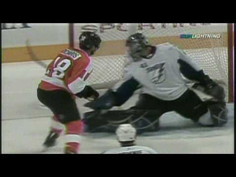 Richards Tip in Goal - Flyers vs Lightning - Nov 02/09