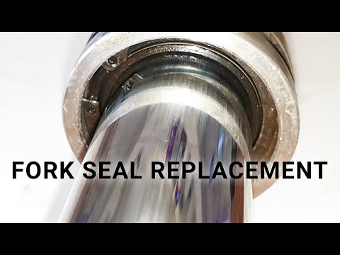 How to Replace Fork Seals - Honda CB750 K0 1970 | Part 20