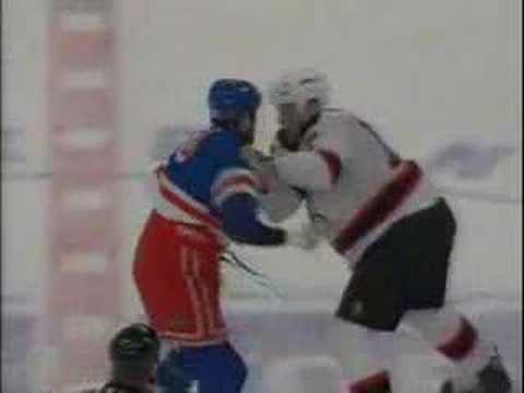 Colton Orr vs. Mike Rupp