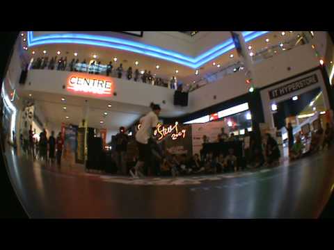 Floor Combat 2009 Bgirl - Battle 15 - Seven Vs Ally