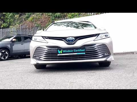 Toyota Camry 2.5 Hybrid Automatic - Image 2