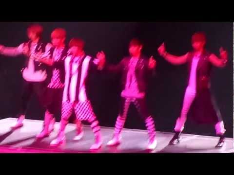 SMTown LA 2012 SHINee-Lucifer (fancam)