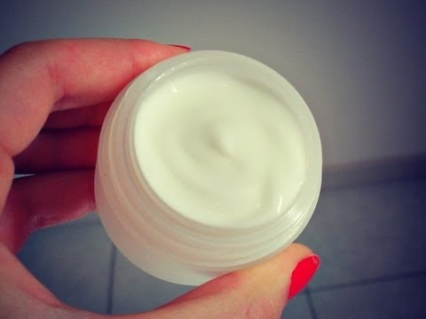 Clicca sulle articolazioni delle dita Eruzioni cutanee corpo e disturbo dolori articolari