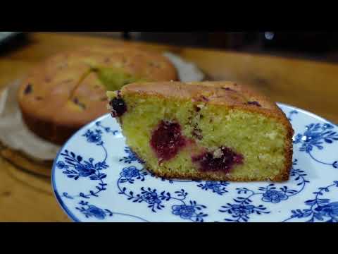 Almond Cake with mixed Berries