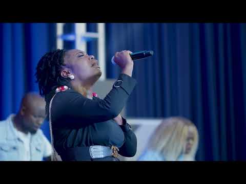 Christine Nkole - Mfumu Yanga