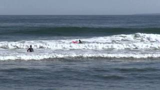 preview picture of video 'Surfing Matunuck, Rhode Island, Nose Ride'