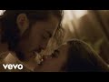 Dennis Lloyd - Never Go Back (Official Video) Dennis Lloyd - Never Go Back (Official Video)
