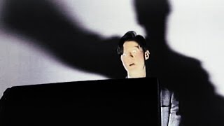 Art d’Ecco – “The Traveller”