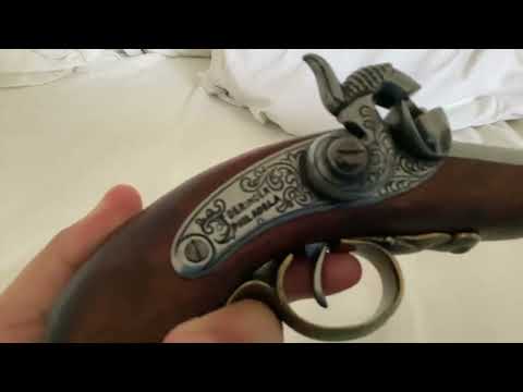 Baby Philadelphia deringer the gun that shot Abraham Lincoln ￼￼
