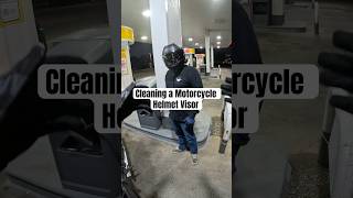 Download lagu Membersihkan Kaca Helm Sepeda Motor mp3