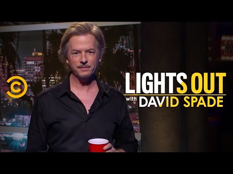 David Spade Deals with Hecklers During His First Show - Lights Out with David Spade