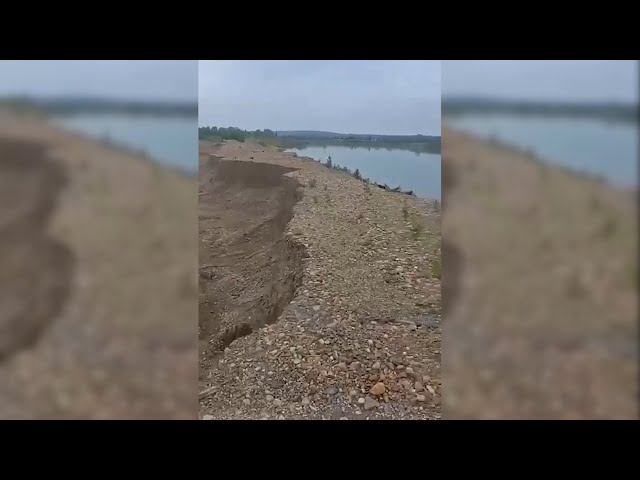 Гравий с защитной дамбы украли в Тулуне