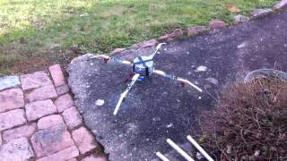 preview picture of video 'KKQuadroCopter quick take off and landing'