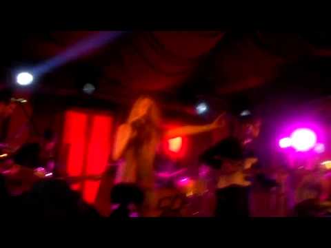 Joss Stone / Yes Sir Boss - Come together @ Woodstock 69, Bloemendaal (7 juni 2012)