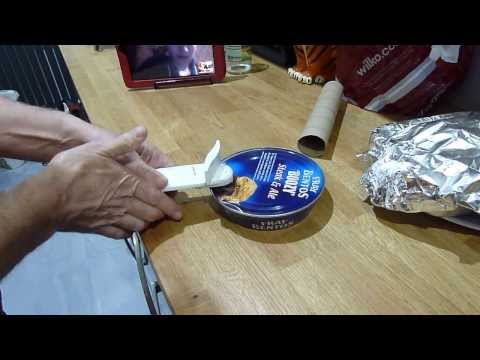 How to open a Fray Bentos Pie Tin.