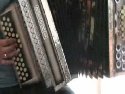 OSTAL SEM SAM-AVSENIK